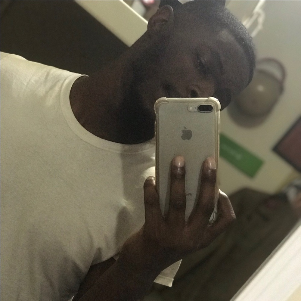 Meet your Posher, Tony